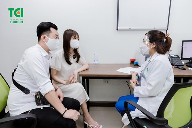 Mẹ bầu khi nào nên đi khám thai lần đầu? Các bác sĩ chuyên khoa khuyên mẹ bầu nên đi khám thai ngay từ thời điểm nghi ngờ bản thân mang thai