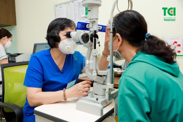giác mạc hình chóp