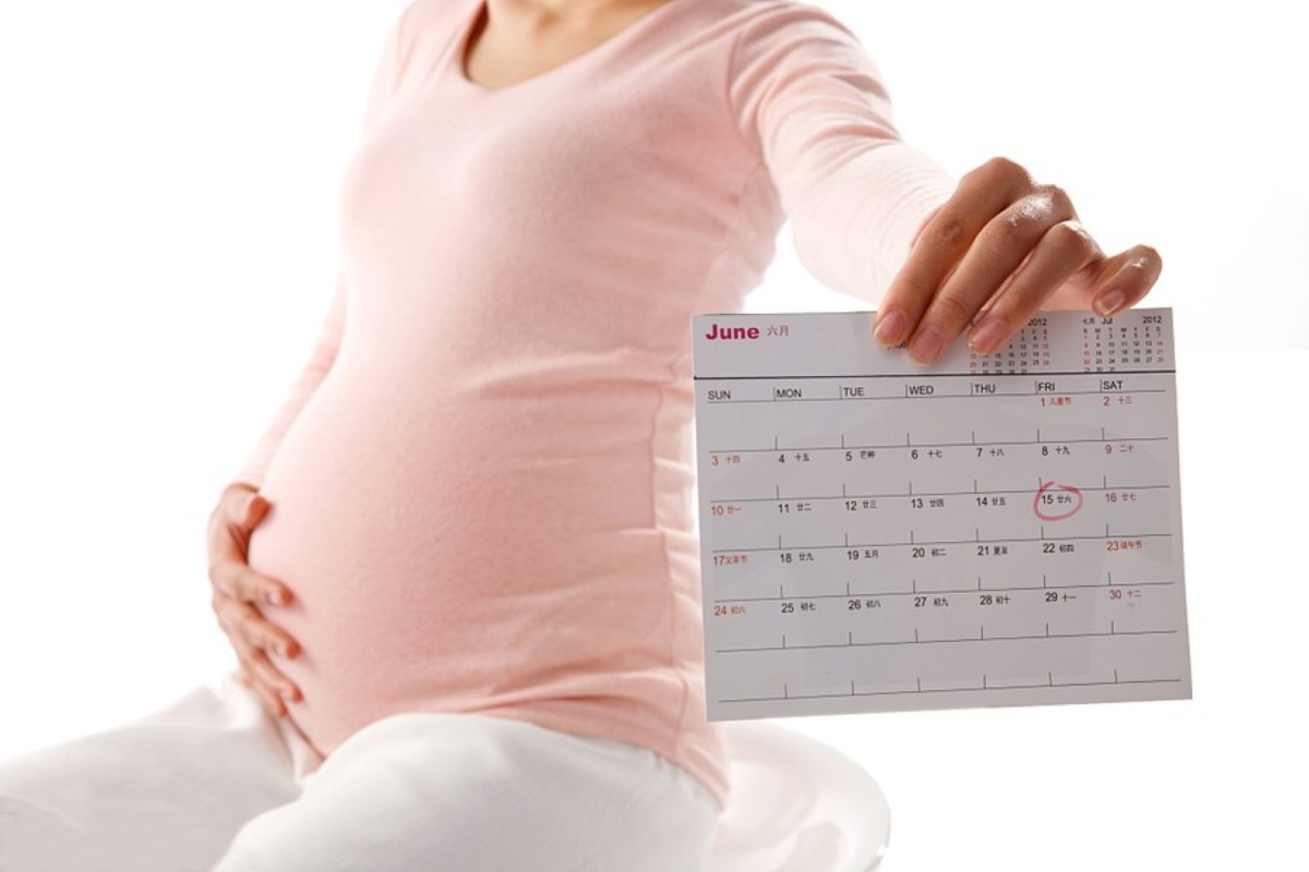 Lịch khám thai 3 tháng đầu mẹ bầu không được quên