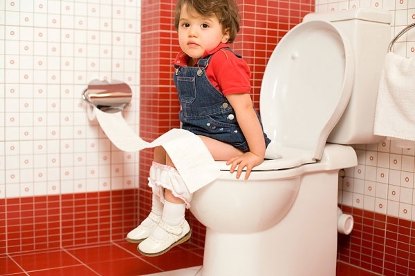 Tiêu chảy ở trẻ em là hiện tượng trẻ đi ngoài phân lỏng hoặc tóe nước với tần suất nhiều hơn bình thường