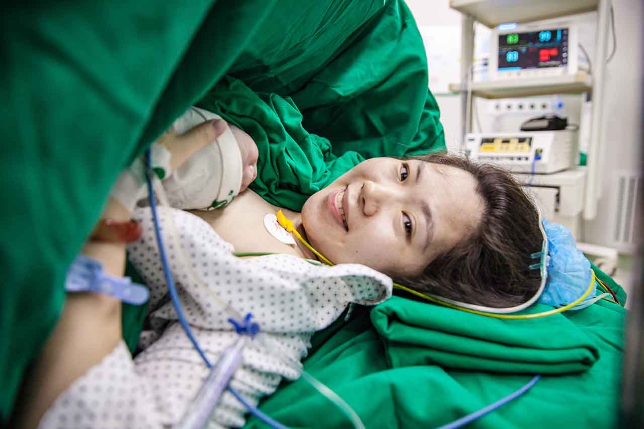 Dư ối &#8211; hành trình mang nặng đẻ đau vất vả của mẹ bầu IVF