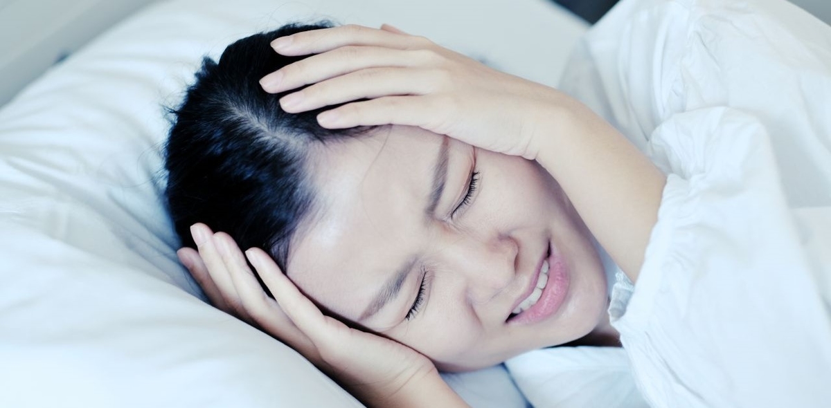 Đau đầu choáng váng mất ngủ là biểu hiện của bệnh gì?