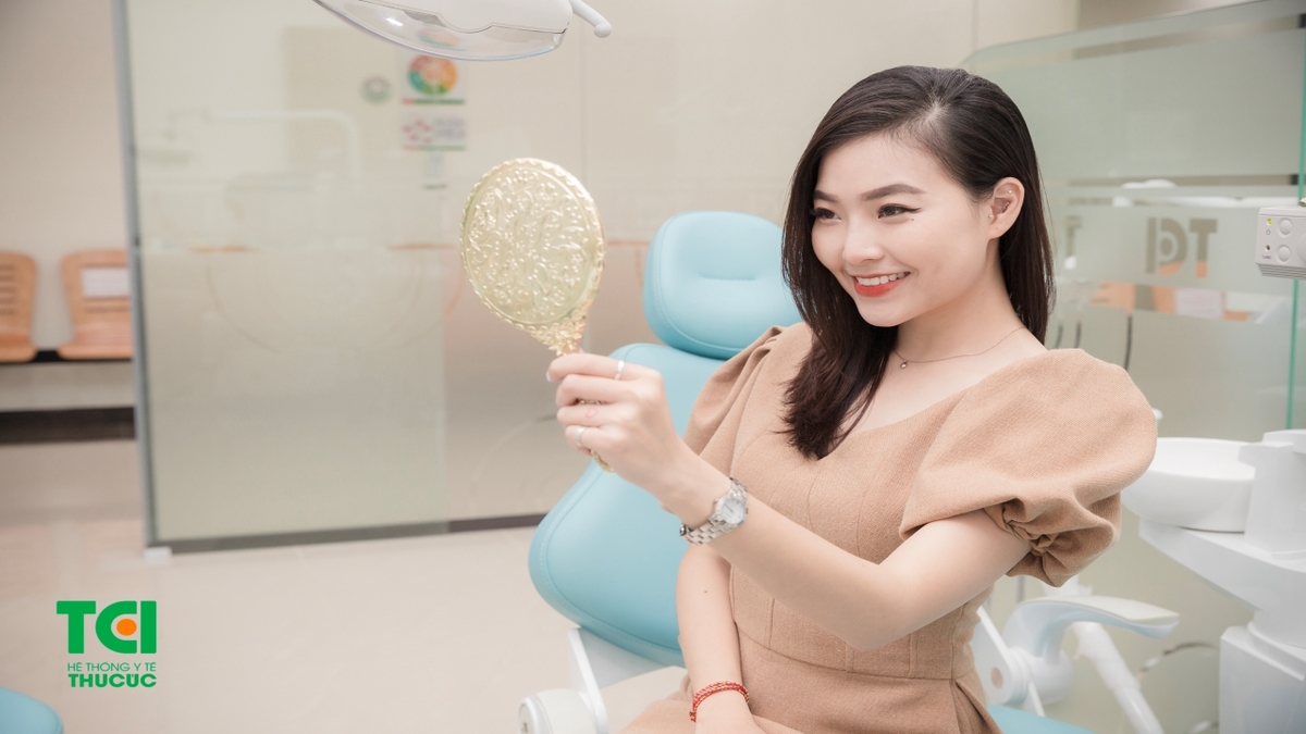 Những trường hợp phù hợp với dán sứ veneer