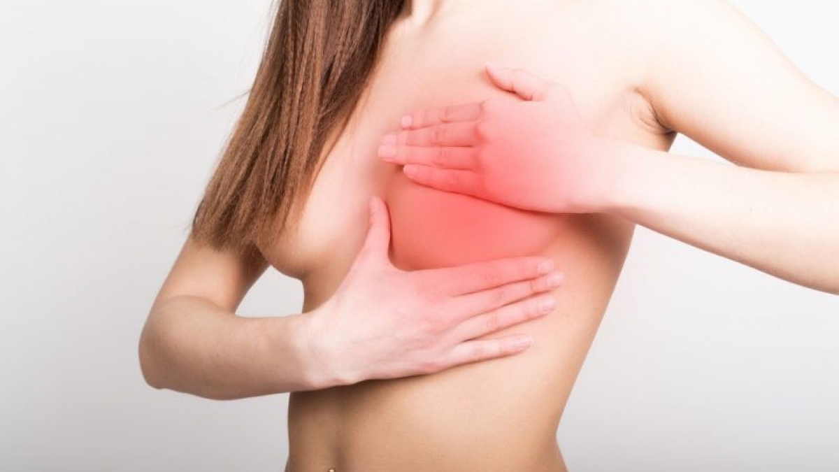 Viêm tắc tia sữa sưng đỏ khiến mẹ bỉm khổ sở, phải làm sao?
