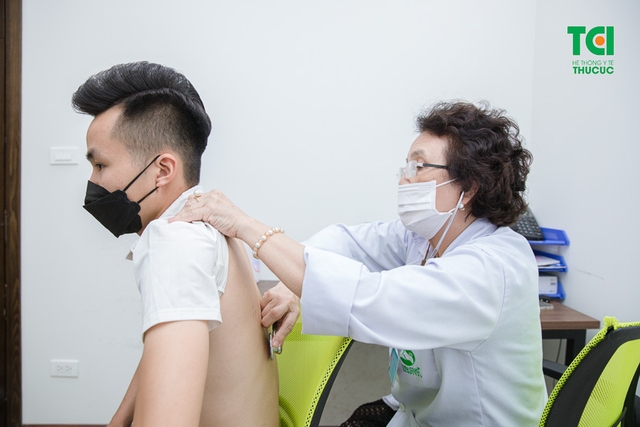 Khám sức khoẻ công ty TNHH Le Mont Ba Vì