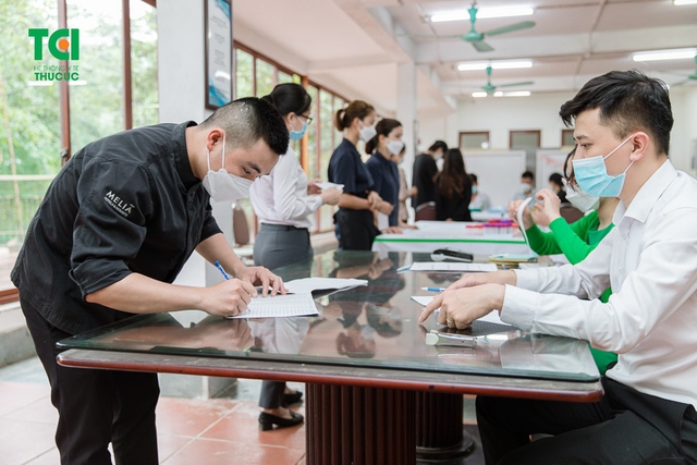 Khám sức khoẻ công ty TNHH Le Mont Ba Vì