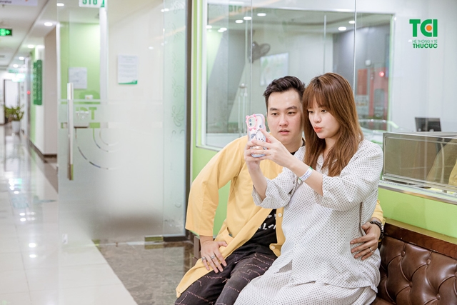 Chúc mừng gia đình diễn viên Anh Tuấn và vợ Lâm Diễm Quỳnh đón bé Xoài nhỏ bình an tại TCI