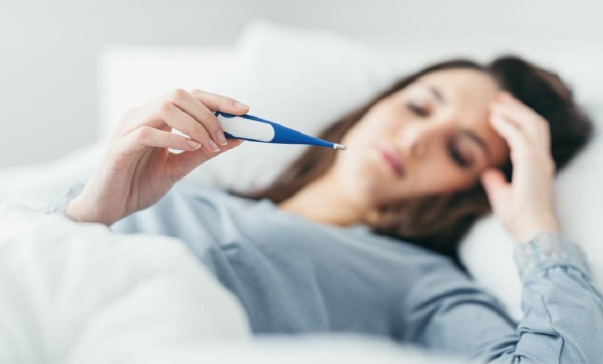 Viêm loét dạ dày gây sốt và những điều cần biết