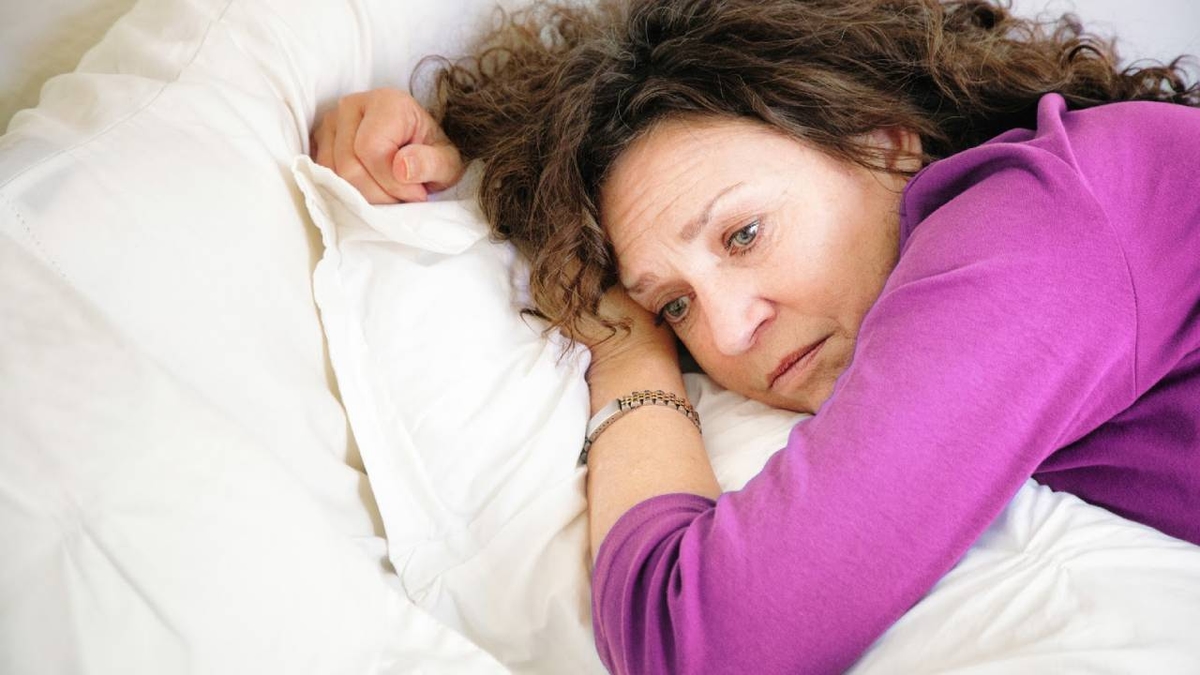 Rong huyết ở tuổi tiền mãn kinh: Nguyên nhân, dấu hiệu nhận biết