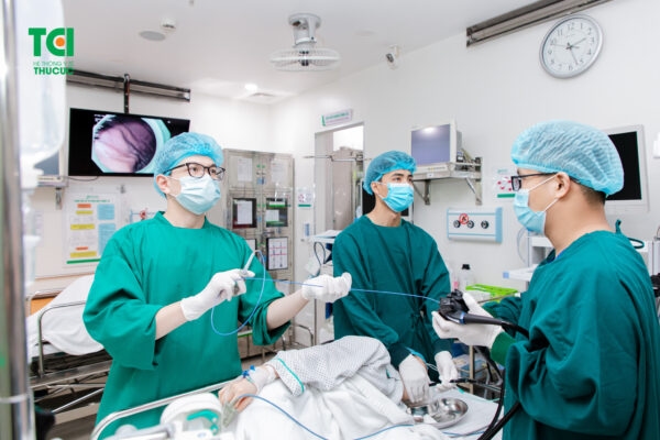 Chẩn đoán đau bao tử cấp qua nội soi dạ dày