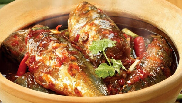 Đau dạ dày ăn cá được không?