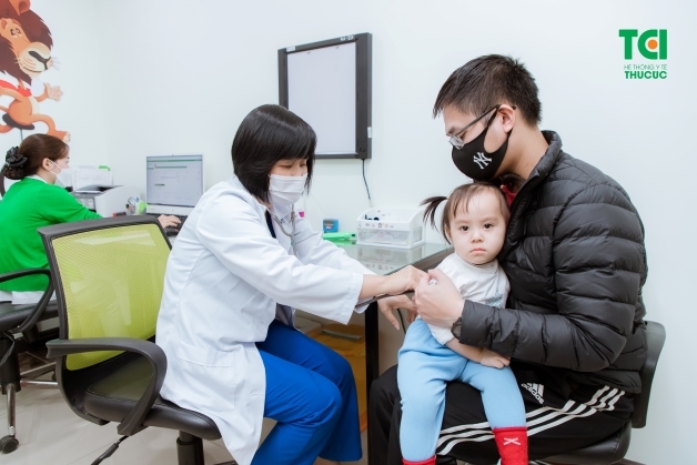dấu hiệu trẻ bị hen phế quản