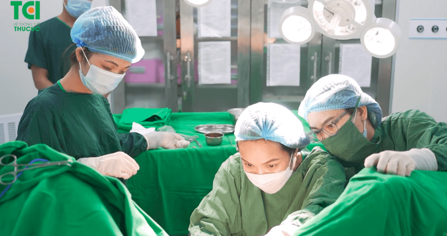 Trị dứt điểm Polyp cổ tử cung hoại tử chảy máu &amp; nang naboth cổ tử cung trong 20 phút