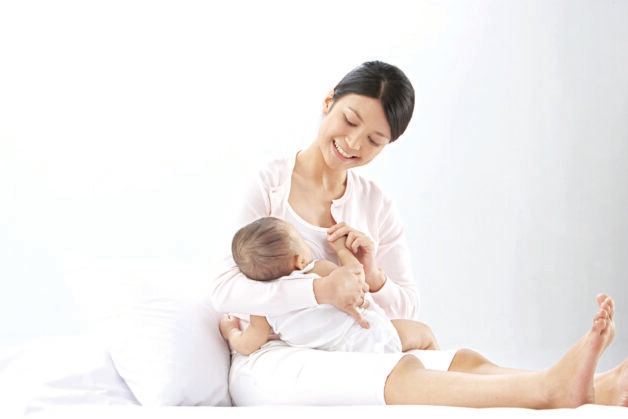 Bú ít hoặc không bú mẹ trong 6 tháng đầu, trẻ có thể bị bệnh suy dinh dưỡng.