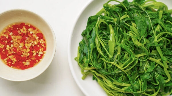 Không ăn rau muống dù chỉ 1 chút