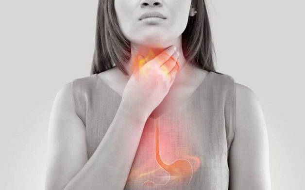 Trào ngược dạ dày lên mũi 