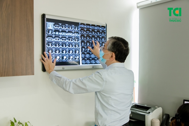 Chữa trị ung thư phổi với phác đồ tiên tiến hàng đầu