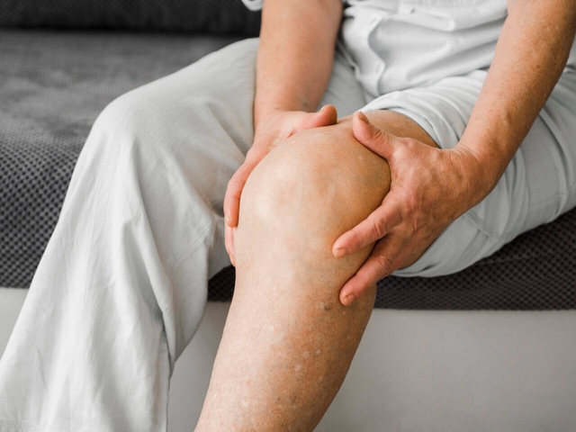 Viêm bao khớp gối: Triệu chứng và cách điều trị