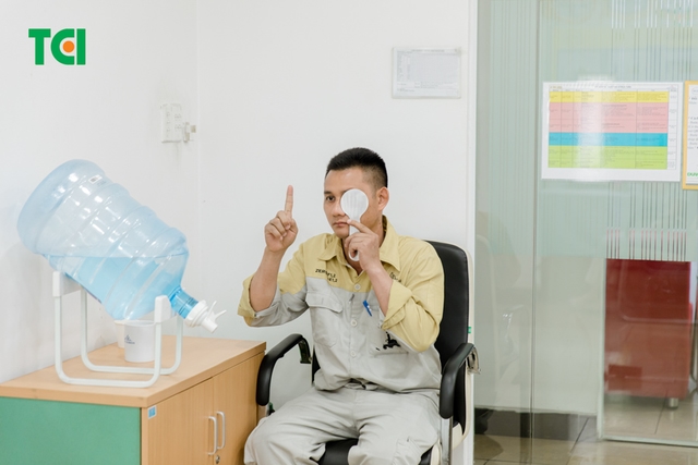Ảnh Khám sức khỏe Công ty  Vĩnh Tường