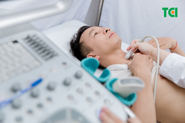 Ảnh Khám sức khỏe Công ty  Vĩnh Tường