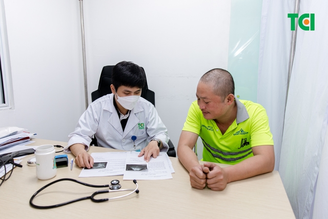 Ảnh Khám sức khỏe Công ty  Vĩnh Tường