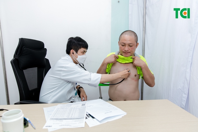 Ảnh Khám sức khỏe Công ty  Vĩnh Tường