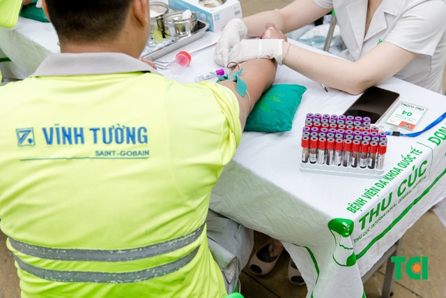 Ảnh Khám sức khỏe Công ty  Vĩnh Tường