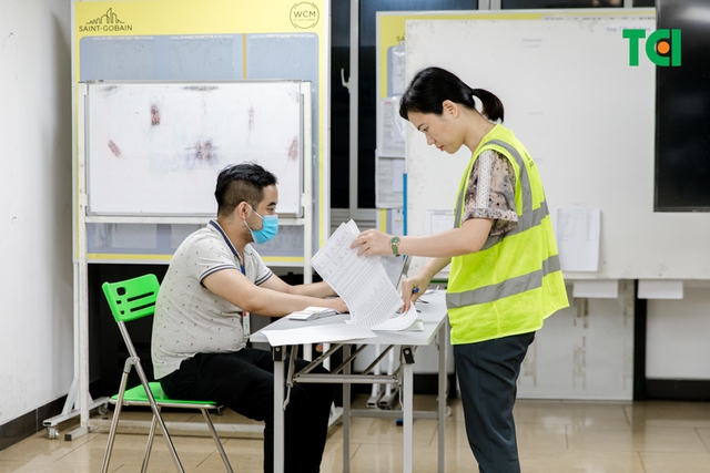 Ảnh Khám sức khỏe Công ty  Vĩnh Tường