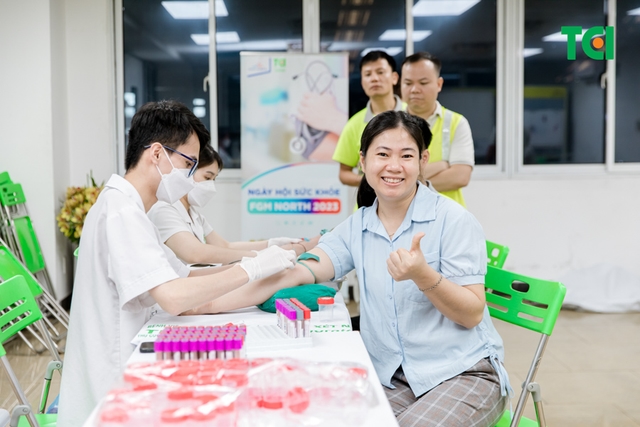 Ảnh Khám sức khỏe Công ty  Vĩnh Tường