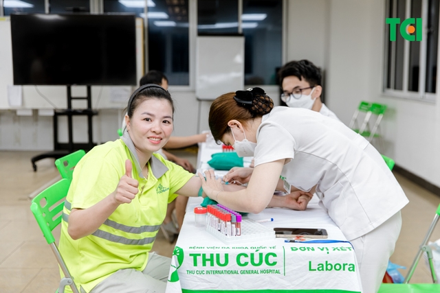 Ảnh Khám sức khỏe Công ty  Vĩnh Tường