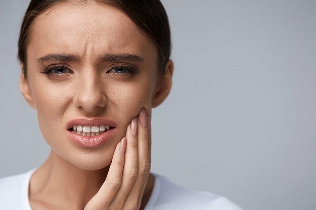 nguyên nhân gây bệnh viêm khớp thái dương hàm 