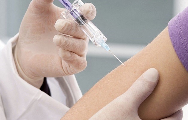 Tiêm vacxin cho người cao tuổi còn có tác động tích cực đến cộng đồng