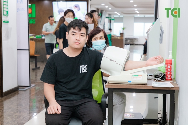 Ảnh Khám sức khỏe công ty DK Tech