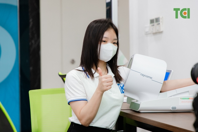 Ảnh Khám sức khỏe công ty DK Tech