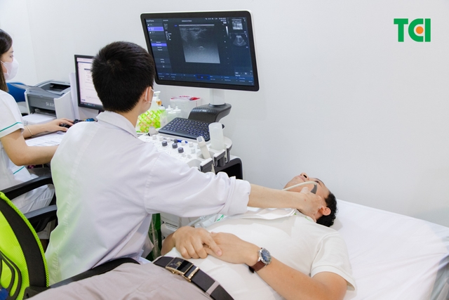 Ảnh Khám sức khỏe Công Ty cổ phần Hoàng Liên Sơn
