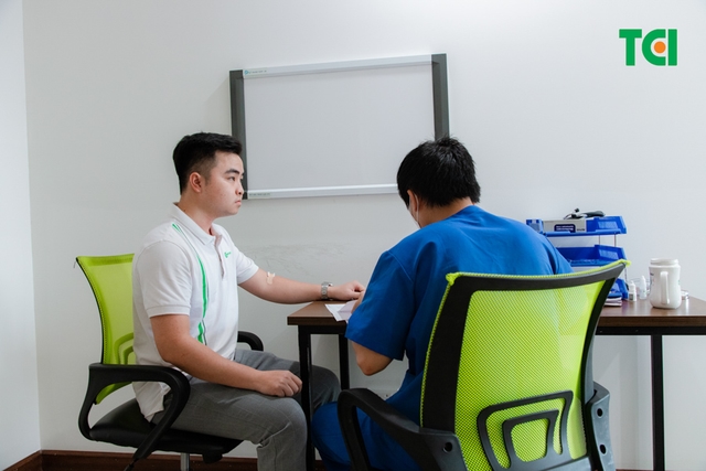 Ảnh Khám sức khỏe Công Ty cổ phần Hoàng Liên Sơn