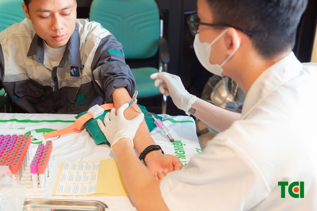 Ảnh Khám sức khỏe Công Ty cổ phần Hoàng Liên Sơn