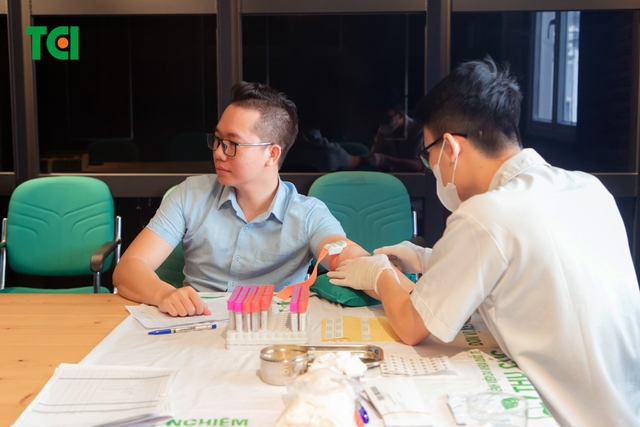 Ảnh Khám sức khỏe Công Ty cổ phần Hoàng Liên Sơn
