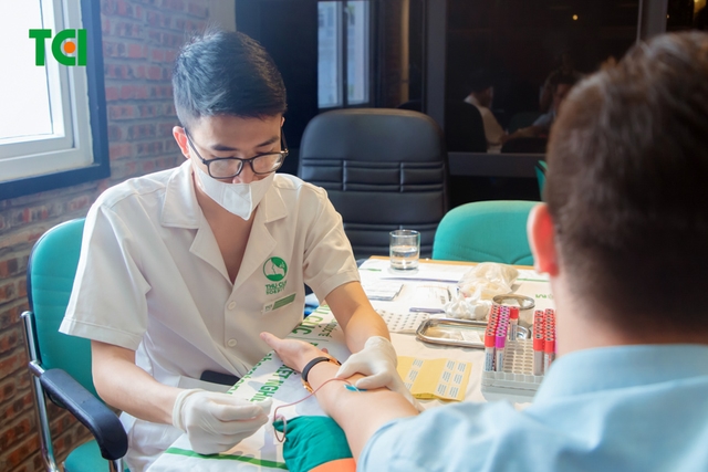 Ảnh Khám sức khỏe Công Ty cổ phần Hoàng Liên Sơn