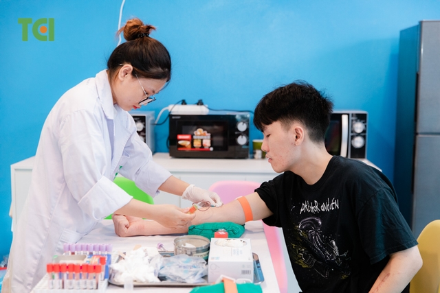 Ảnh Khám sức khỏe công ty DK Tech