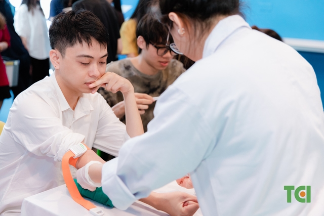 Ảnh Khám sức khỏe công ty DK Tech