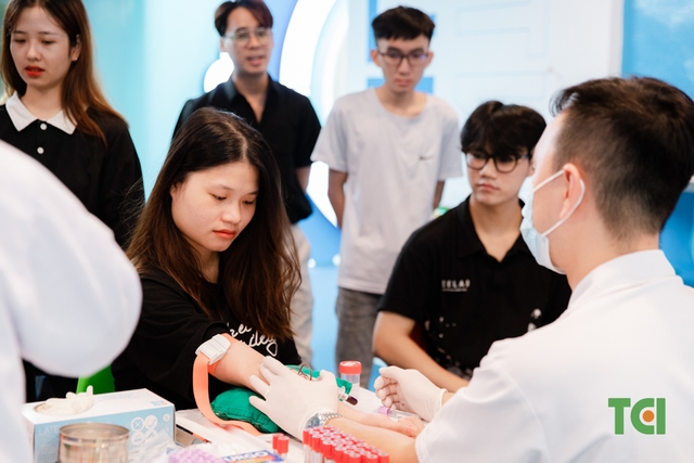 Ảnh Khám sức khỏe công ty DK Tech