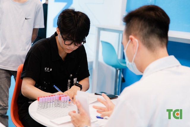 Ảnh Khám sức khỏe công ty DK Tech
