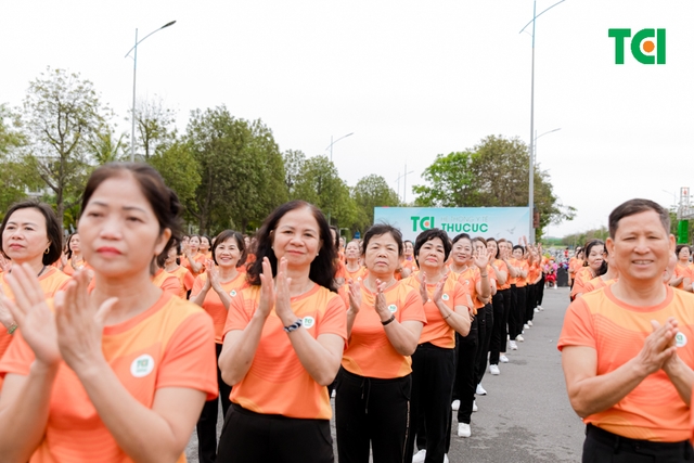 Ảnh Sự kiện Đồng diễn dân vũ &#8211; Phụ nữ Việt Nam giàu sức sống