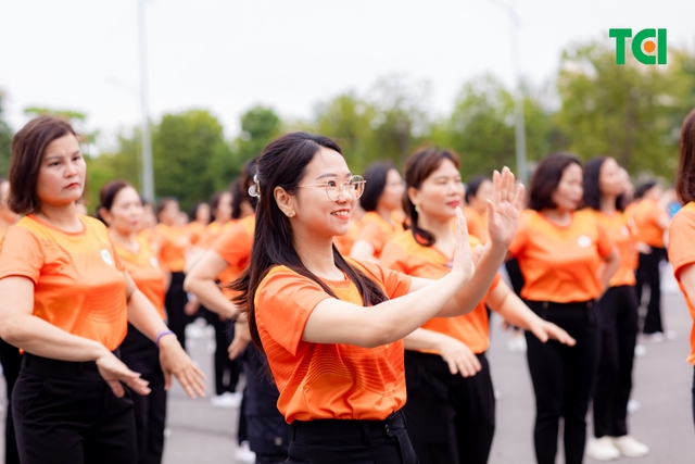 Ảnh Sự kiện Đồng diễn dân vũ &#8211; Phụ nữ Việt Nam giàu sức sống