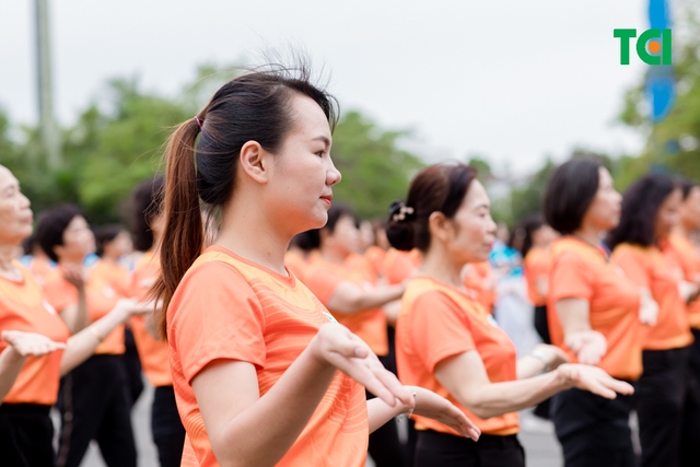 Ảnh Sự kiện Đồng diễn dân vũ &#8211; Phụ nữ Việt Nam giàu sức sống