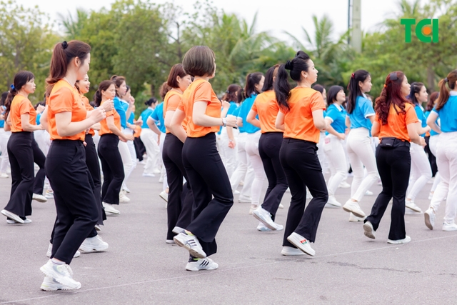 Ảnh Sự kiện Đồng diễn dân vũ &#8211; Phụ nữ Việt Nam giàu sức sống