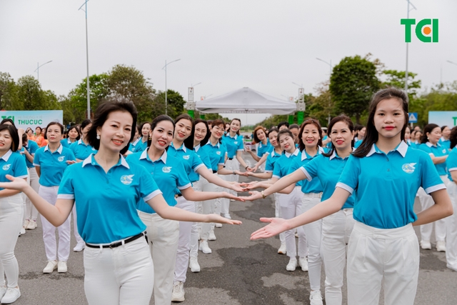 Ảnh Sự kiện Đồng diễn dân vũ &#8211; Phụ nữ Việt Nam giàu sức sống