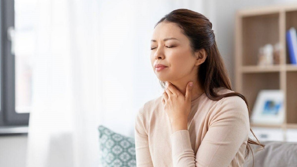 Cảnh báo 5 triệu chứng ung thư vòm họng