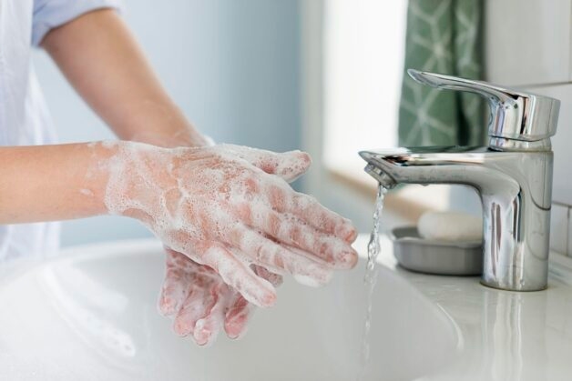 Phòng ngừa bệnh lây qua đường hô hấp.